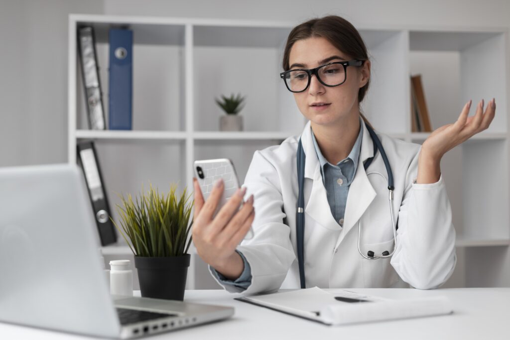 Free-Online-Doctor-Consultation-medblue-1024x683